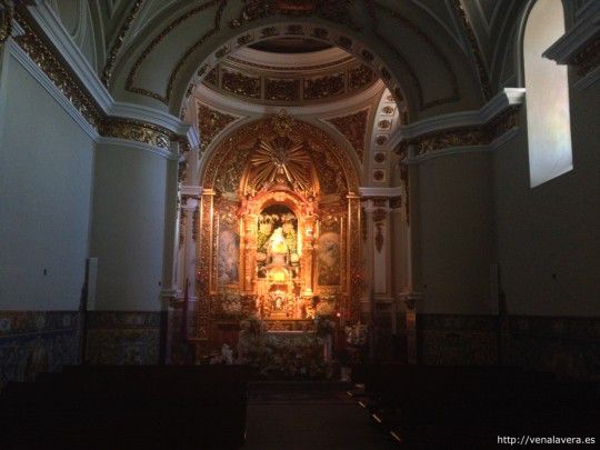 Interior de la Ermita de la Virgen del Puerto